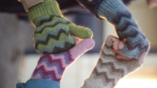 Brixham Mitts by Fay Dashper-Hughes | Annual (issue 5) Pattern Previews