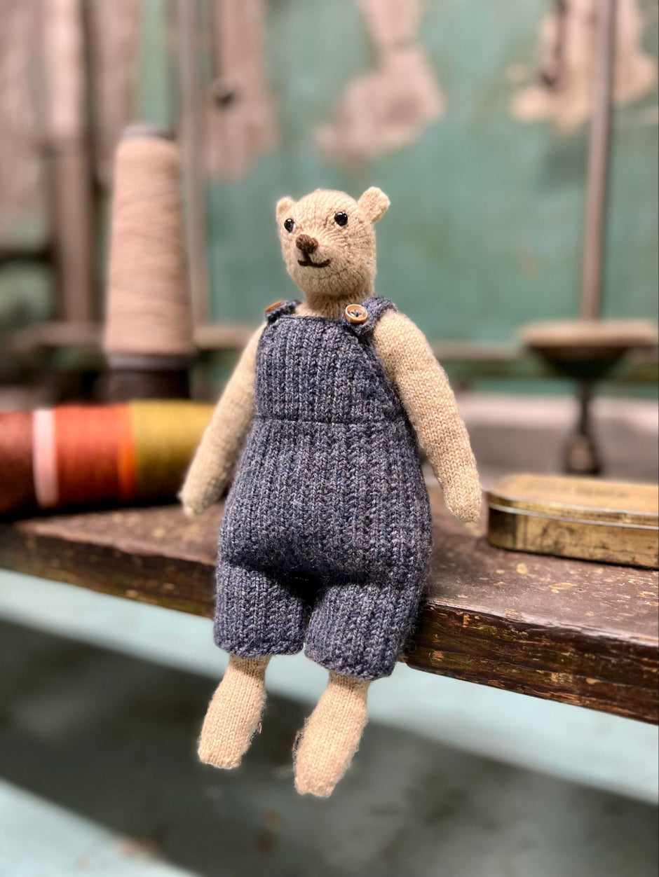 Mouche the Bear Kit by Cinthia Vallet