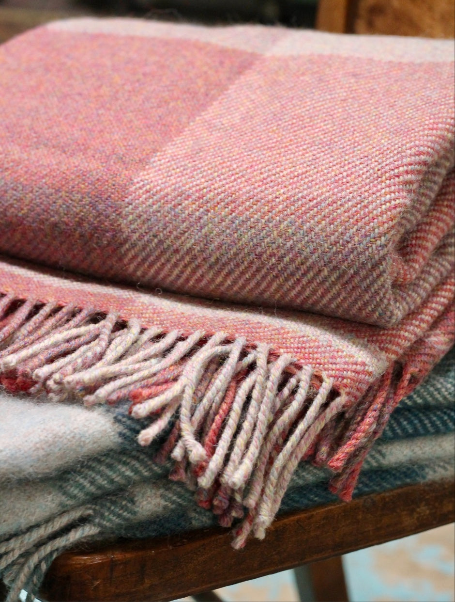 Appledore Heirloom Blankets