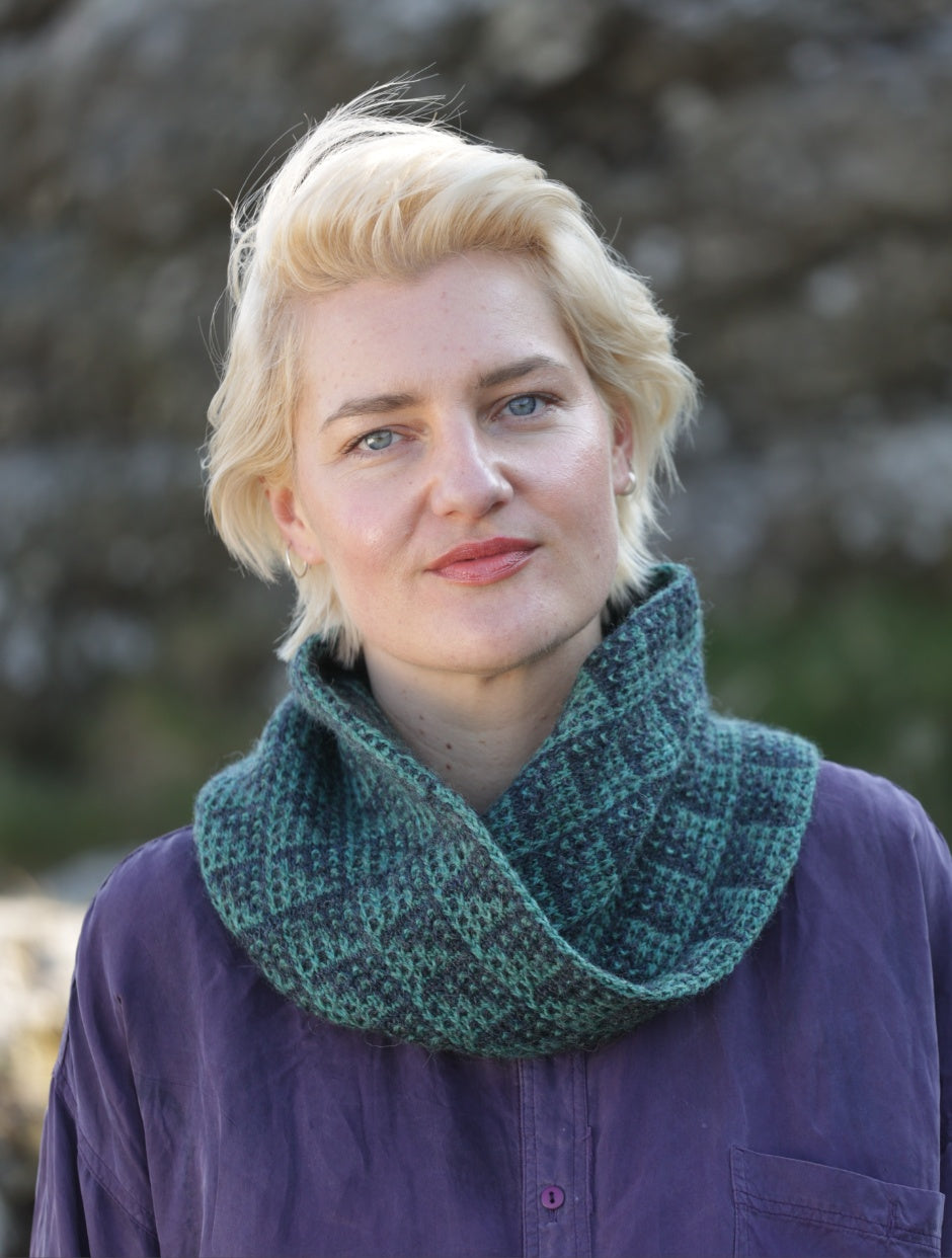 Montana Mountain Cowl Kit by Andrea Mowry