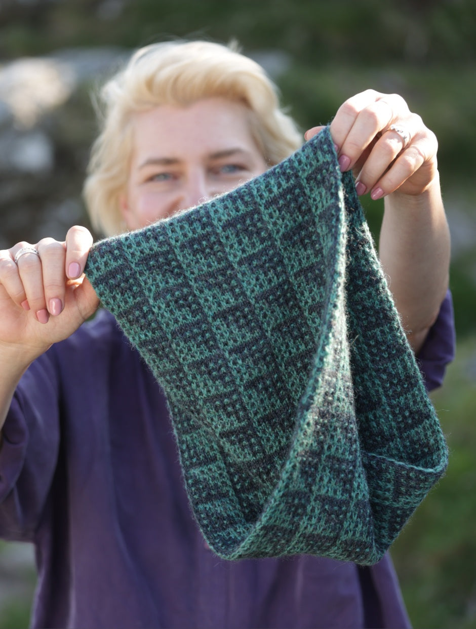 Montana Mountain Cowl Kit by Andrea Mowry