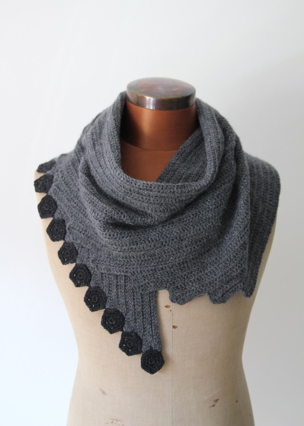 Basalt Shawl - by Fay Dashper-Hughes