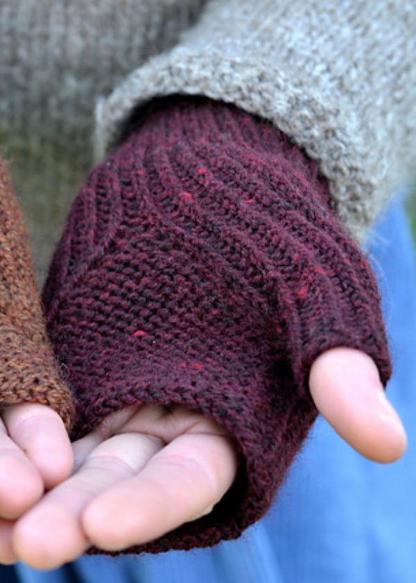 Toast and Jam Mitts - by Emily Foden