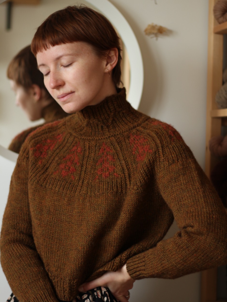 Grass Whispers Pullover Kit by Teti Lutsak