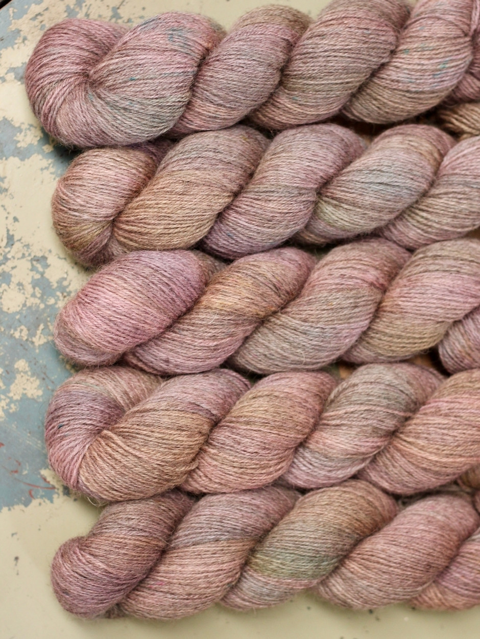 Pocket Full of Dye – Hand Dyed by Telling Yarns